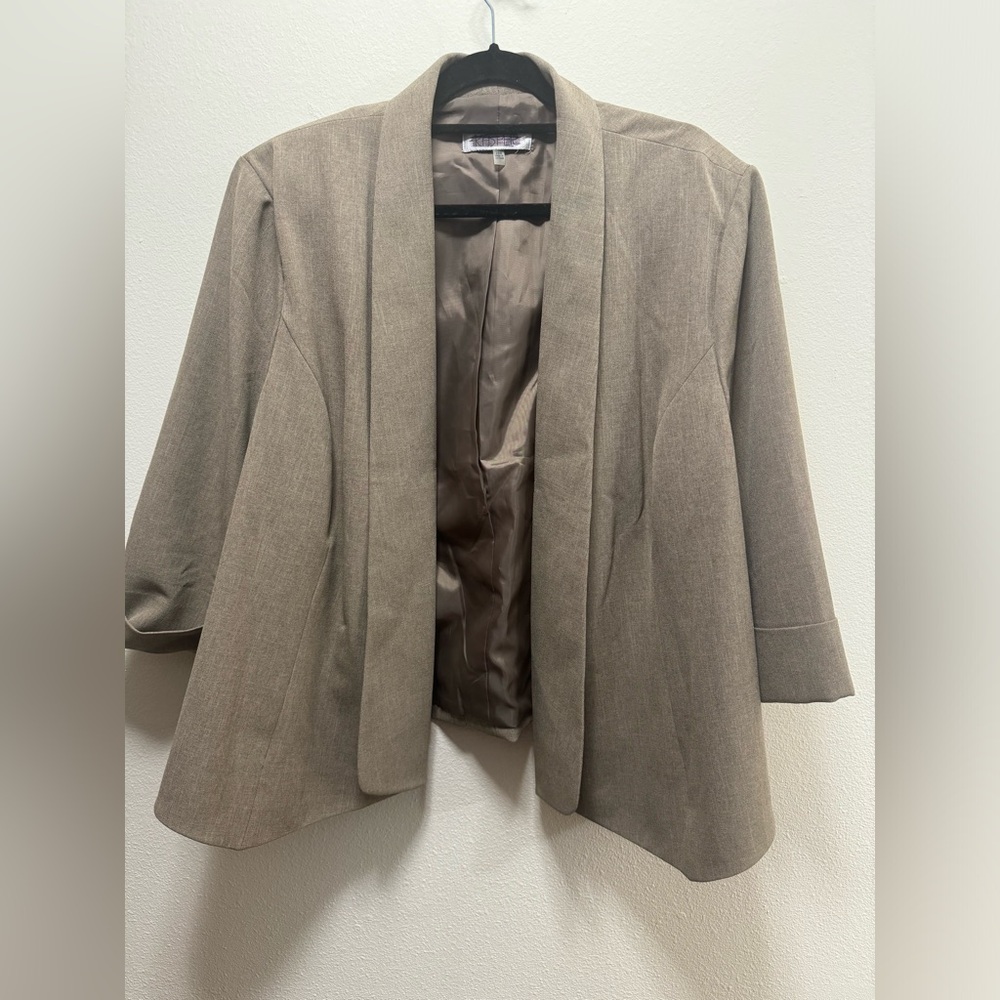 Women's Tan Blazer